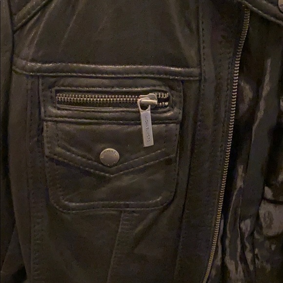 RIDER LEATHER - Picture 5 of 6